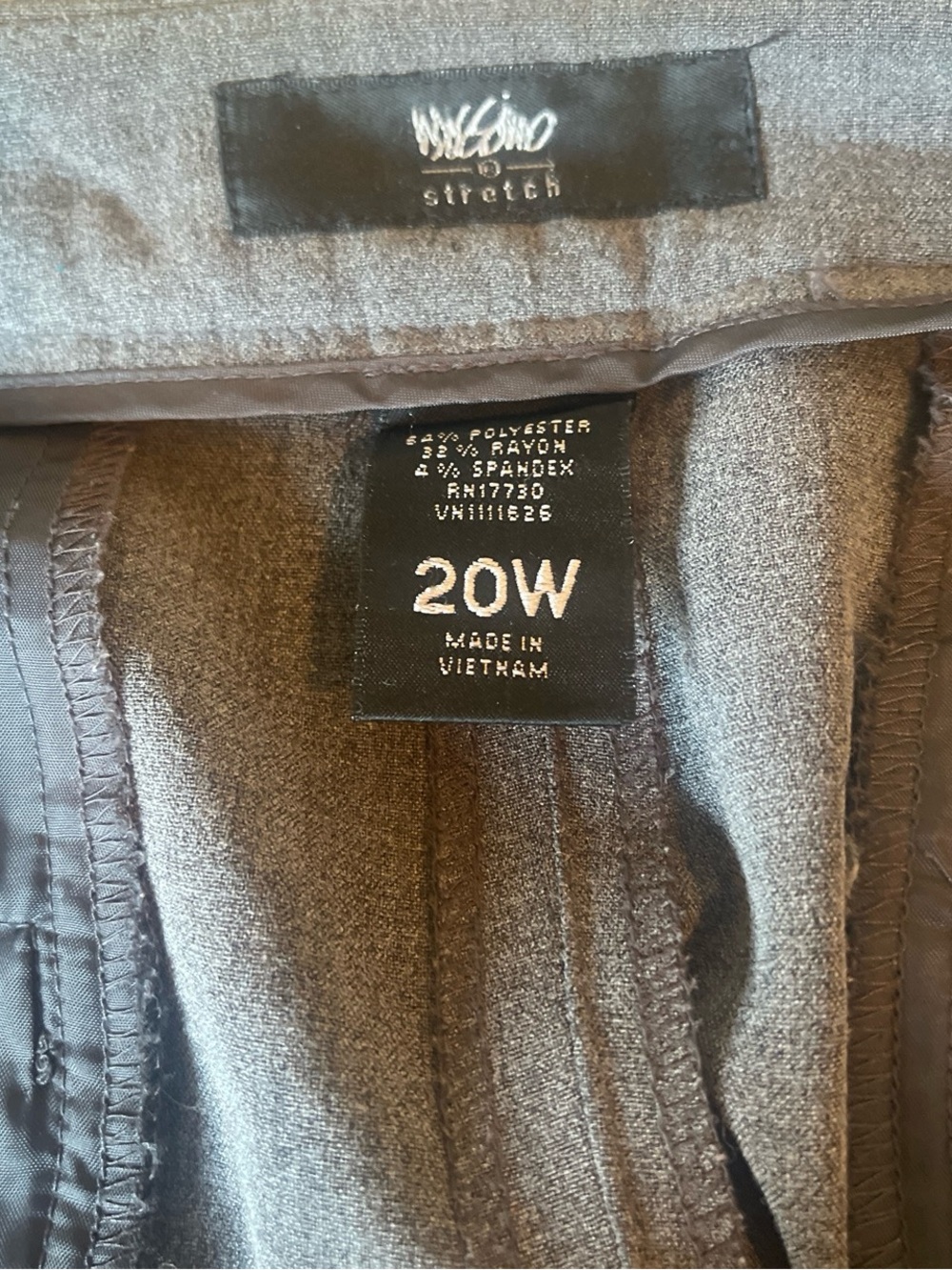 Women’s Gray Pants- 20W